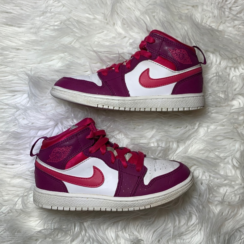 Jordan 1 mid true berry rush pink 12 white